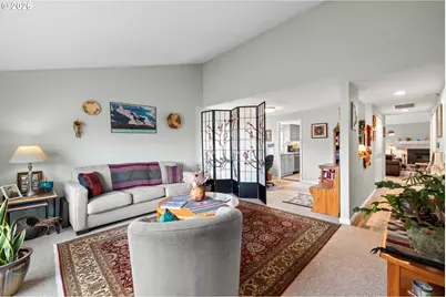 14926 NE Eugene St, Portland, OR 97230 - Photo 3