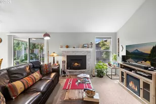 14926 NE Eugene St, Portland, OR 97230 - Photo 13