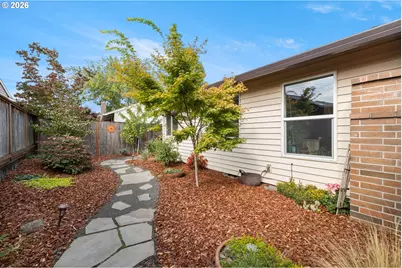 14926 NE Eugene St, Portland, OR 97230 - Photo 21