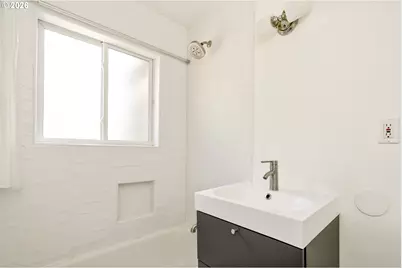4546 NE 78th Pl, Portland, OR 97218 - Photo 17
