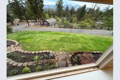 759 S 71st St, Springfield, OR 97478 - Photo 21