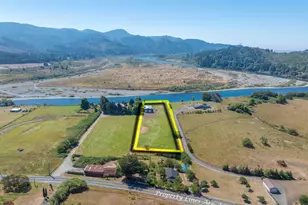95452 N Bank Rogue River Rd, Gold Beach, OR 97444 - Photo 45