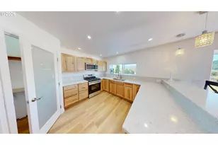 95452 N Bank Rogue River Rd, Gold Beach, OR 97444 - Photo 11