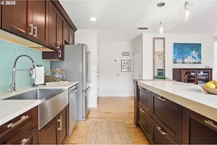 1009 NW Hoyt St, Portland, OR 97209 - Photo 45
