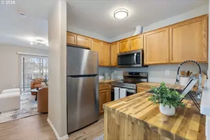 12911 NE Prescott Dr, Portland, OR 97230 - Photo 7