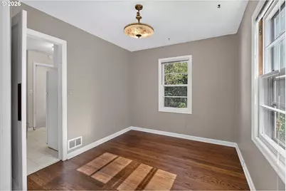 7224 N Omaha Ave, Portland, OR 97217 - Photo 11
