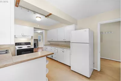 1053 SE Barnes Rd, Gresham, OR 97080 - Photo 7
