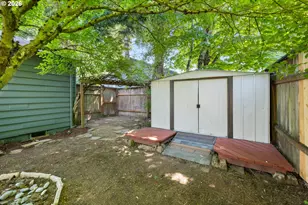 1053 SE Barnes Rd, Gresham, OR 97080 - Photo 19