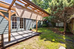 1053 SE Barnes Rd, Gresham, OR 97080 - Photo 17
