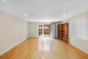 1053 SE Barnes Rd, Gresham, OR 97080 - Photo 15
