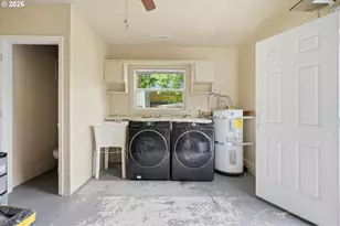 1205 SE 162nd Ave, Portland, OR 97233 - Photo 27