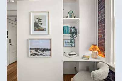2109 NW Irving St #411, Portland, OR 97210 - Photo 5