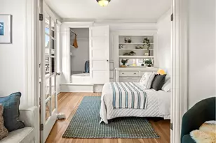 2109 NW Irving St, Portland, OR 97210 - Photo 9