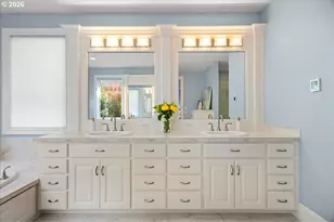 5436 SW Champion Pl, Portland, OR 97225 - Photo 23