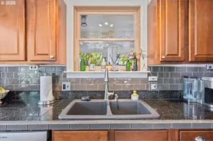 511 Oak St, Oakland, OR 97462 - Photo 13
