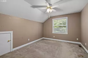 13217 SE Blackberry Cir, Portland, OR 97236 - Photo 31