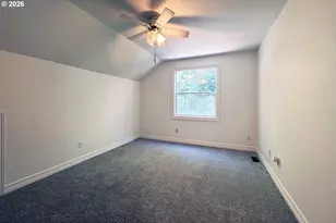 13217 SE Blackberry Cir, Portland, OR 97236 - Photo 35