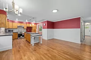 13217 SE Blackberry Cir, Portland, OR 97236 - Photo 23
