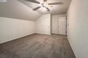 13217 SE Blackberry Cir, Portland, OR 97236 - Photo 37