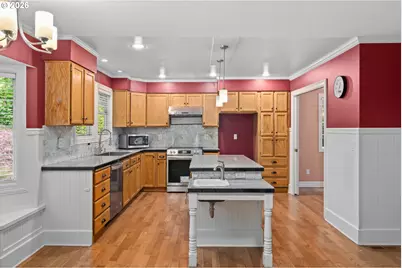 13217 SE Blackberry Cir, Portland, OR 97236 - Photo 19
