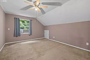 13217 SE Blackberry Cir, Portland, OR 97236 - Photo 33