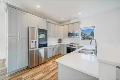 213 SE 1st Ave, Battle Ground, WA 98604 - Photo 7