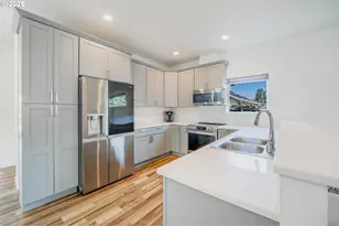 213 SE 1st Ave, Battle Ground, WA 98604 - Photo 7