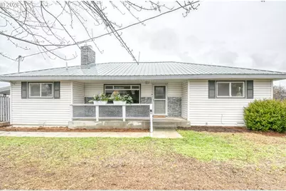 1390 W Orchard Ave, Hermiston, OR 97838 - Photo 1