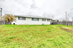 1390 W Orchard Ave, Hermiston, OR 97838 - Photo 31