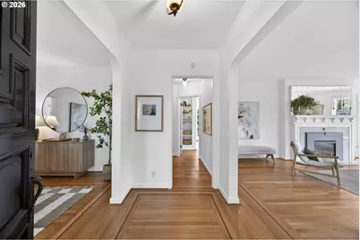 6834 SE Reed College Pl, Portland, OR 97202 - Photo 3