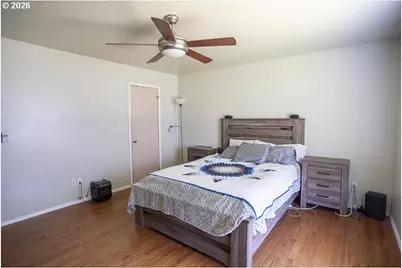 114 18th St, La Grande, OR 97850 - Photo 17