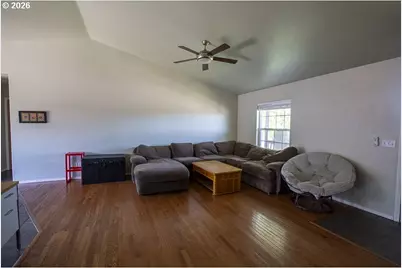 114 18th St, La Grande, OR 97850 - Photo 3