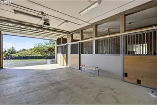 32520 NE Corral Creek Rd, Newberg, OR 97132 - Photo 47