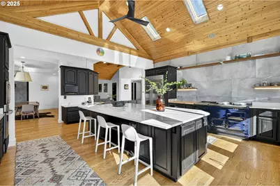 32520 NE Corral Creek Rd, Newberg, OR 97132 - Photo 13