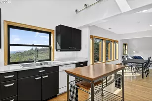 32520 NE Corral Creek Rd, Newberg, OR 97132 - Photo 41