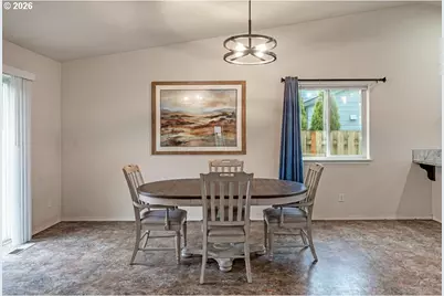 3201 Oxford St, Woodburn, OR 97071 - Photo 11