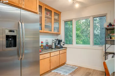 2021 SW Main St #32, Portland, OR 97205 - Photo 17