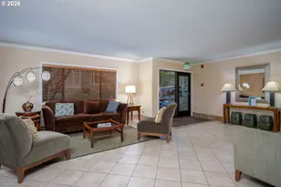 2021 SW Main St, Portland, OR 97205 - Photo 45