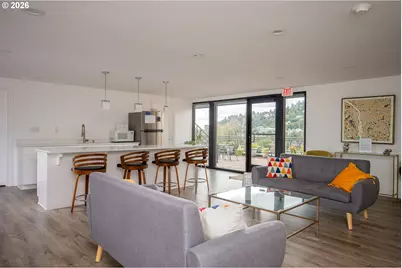 2021 SW Main St #32, Portland, OR 97205 - Photo 33