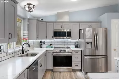 453 Coma Rd, Vader, WA 98593 - Photo 11