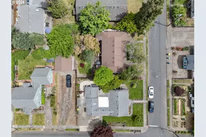 12425 SW 7th St, Beaverton, OR 97005 - Photo 31