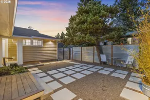 4704 SW 53rd Ave, Portland, OR 97221 - Photo 29