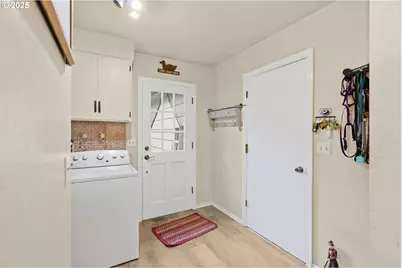 4010 NW Elmwood Dr, Corvallis, OR 97330 - Photo 23