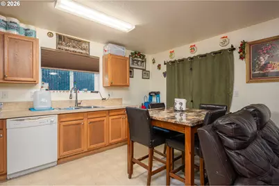3317 SE 122nd Ave #14, Portland, OR 97236 - Photo 13