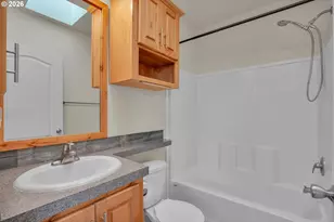 15165 Woodburn Monitor Rd NE, Mount Angel, OR 97362 - Photo 19