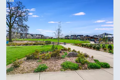 8291 SE Crescent Dr, Hillsboro, OR 97123 - Photo 29