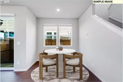 8291 SE Crescent Dr, Hillsboro, OR 97123 - Photo 9