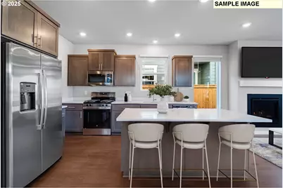 8291 SE Crescent Dr, Hillsboro, OR 97123 - Photo 7