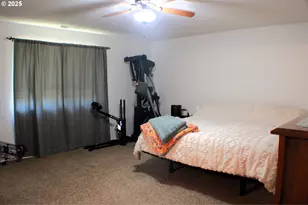 1357 NE Ballard Ct, Myrtle Creek, OR 97457 - Photo 9