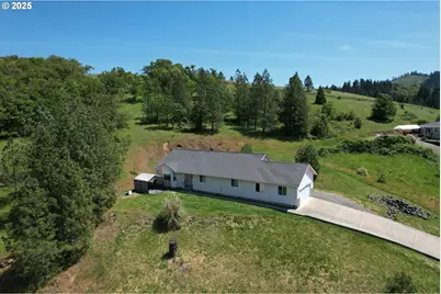 1357 NE Ballard Ct, Myrtle Creek, OR 97457 - Photo 29